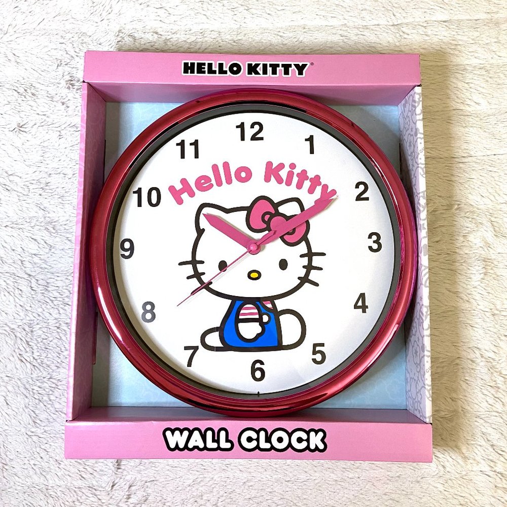 NEW! Hello Kitty Wall Clock